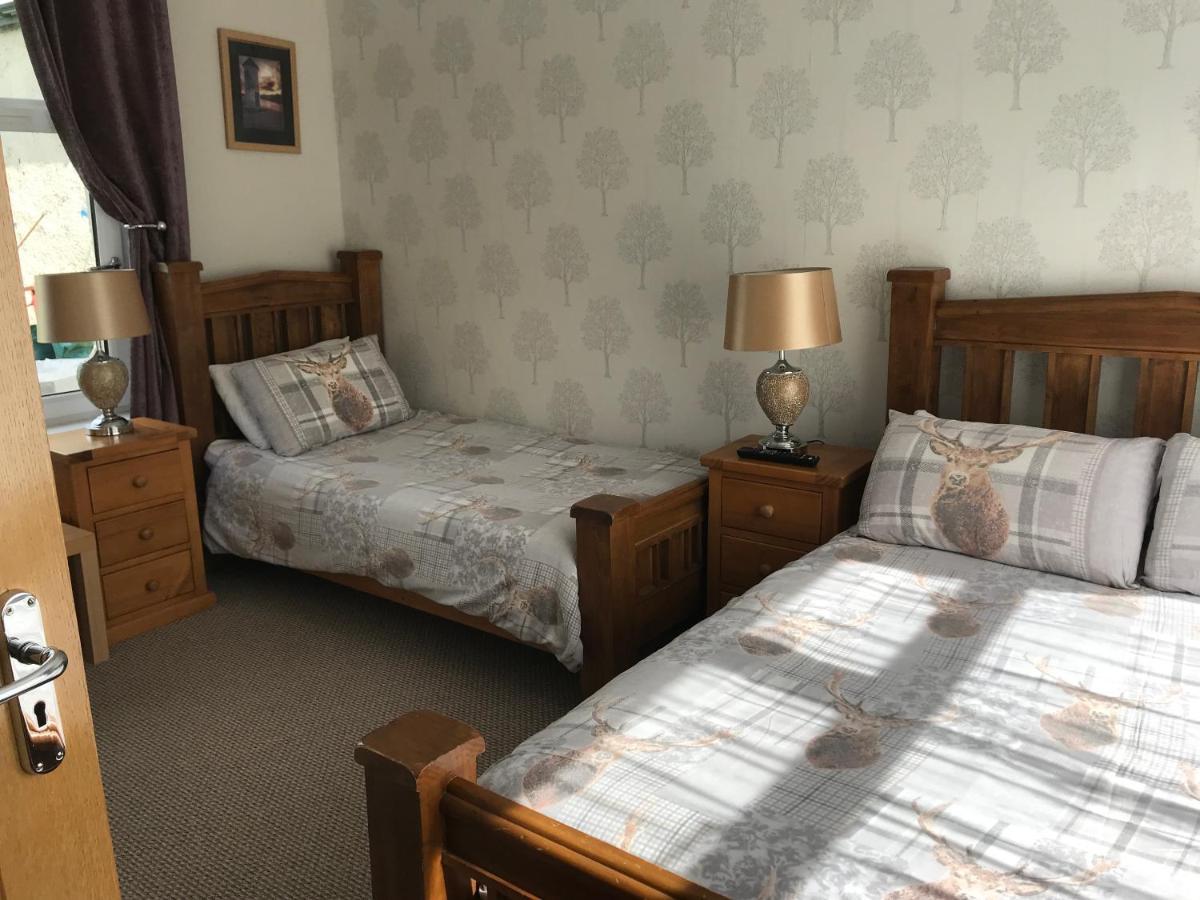 Campfield House Bed and Breakfast Fort William Eksteriør billede